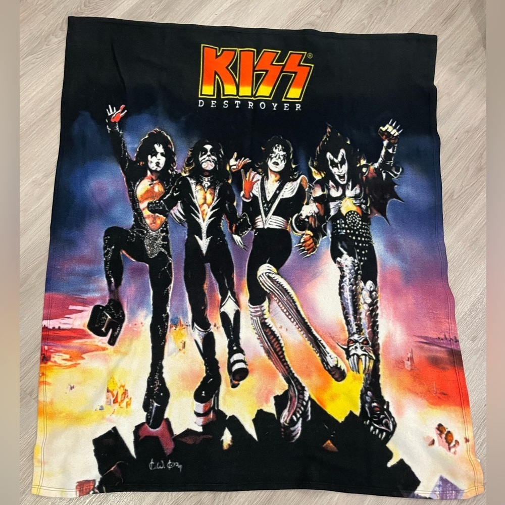 VINTAGE KISS Destroyer Band Rock n Roll Plush Fleece Throw Blanket.